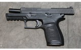 Sig Sauer P250 Compact - 4 of 9