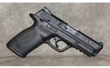 Smith & Wesson M&P 22 Compact - 2 of 9