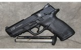 Smith & Wesson M&P 22 Compact - 3 of 9