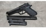 Beretta M9 - 1 of 9