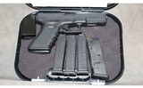 Glock 17 Gen 3 - 1 of 13