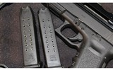 Glock 17 Gen 3 - 3 of 14