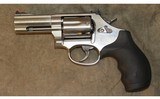 Smith & Wesson Model 686-6 - 3 of 11