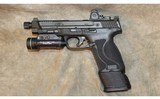 Smith & Wesson M&P45 M2.0 - 2 of 16