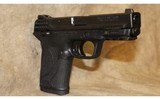 Smith & Wesson M&P Shield - 10 of 13