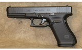 Glock 17 Gen 5 - 2 of 12