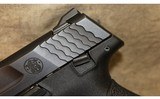 Smith & Wesson ~ M&P 9 Shield - 6 of 6