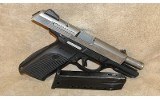 ~ Ruger ~ SR40 ~ 40S&W ~ - 4 of 5