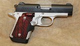 
Kimber
Micro 9 Crimson Trace
9MM

