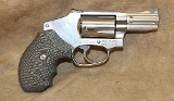 ~ Smith & Wesson ~ 640-1 Pro Series ~ 357 Mag ~ - 1 of 4