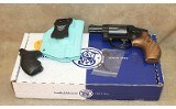 ~ Smith & Wesson ~ 442-2 ~ 38 Spl ~ - 4 of 4