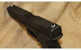 ~ Glock ~ Model 22 Gen2 ~ 40 S&W ~ - 3 of 5