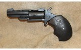 ~ North American Arms ~ Black Widow ~ 22 Mag ~ - Image 2 of 6