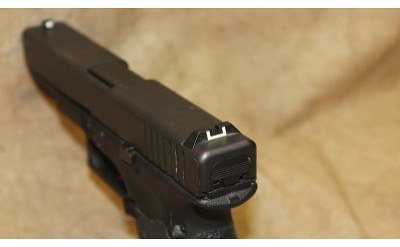 ~ Glock ~ 19 Gen 4 ~ 9MM ~ - Image 3 of 4
