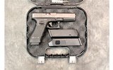 Glock ~ 17 Gen 4 ~ 9mm Luger - 3 of 3