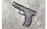 Walther ~ PPQ M2 ~ .40S&W - 2 of 3