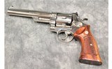 Smith & Wesson ~ 29-2 ~ .44 Magnum - 2 of 5