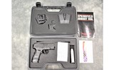 Springfield Armory ~ XD-40 Sub-Compact ~ .40 S&W - 4 of 4