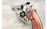 Smith & Wesson ~ 66-2 ~ .357 Magnum - 4 of 7