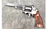 Smith & Wesson ~ 66-2 ~ .357 Magnum - 2 of 7
