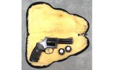 Smith & Wesson ~ 586 ~ .357 Magnum - 4 of 4