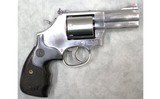 Smith & Wesson ~ 686-6 "3-5-7" Plus Deluxe ~ .357 Magnum - 1 of 4