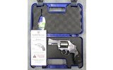 Smith & Wesson ~ 686-6 "3-5-7" Plus Deluxe ~ .357 Magnum - 4 of 4