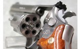 Smith & Wesson ~ 617 (no dash) ~ .22 Long Rifle - 6 of 6