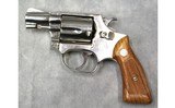 Smith & Wesson ~ Model 36 Chief's Special ~ .38 S&W Special - 2 of 8