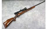 Weatherby ~ Mark V Deluxe Lazermark ~ .257 Weatherby Magnum - 1 of 16