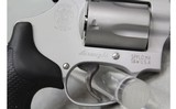 Smith & Wesson 637-2 ~.38 Spl+P - 2 of 3