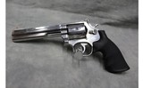 Smith & Wesson 686-2 ~.357 Magnum~ - 1 of 3