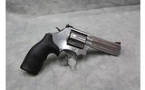 Smith & Wesson 686-6 ~.357 Magnum~ - 2 of 3