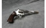 Smith & Wesson 19-5 ~.357 Magnum~ - 3 of 3