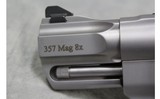 Smith & Wesson 627-5 ~.357 Magnum~ - 2 of 5