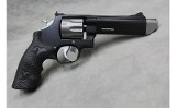 Smith & Wesson 627-5 ~.357 Magnum~ - 2 of 5