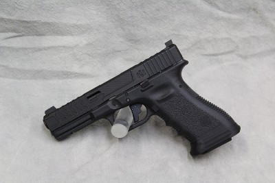 Glock 17 ~9mm Luger~