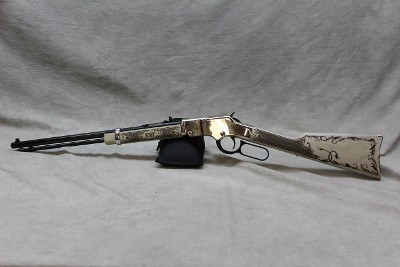 Henry H004AE
.22 Long Rifle 