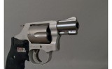 Smith & Wesson ~ 637-2 ~ .38 SPL + P - 5 of 6