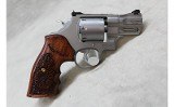Smith & Wesson 627-5 ~.357 Magnum~ - 2 of 3