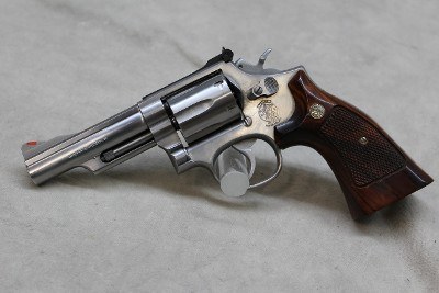 Smith & Wesson 66-2 ~.357 Magnum~