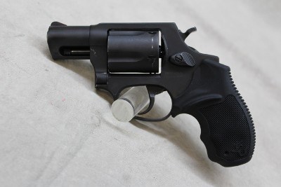 Taurus 605 ~.357 Magnum~ - Image 1 of 3