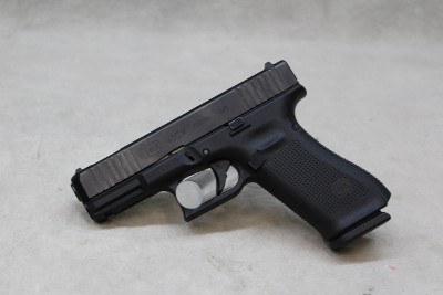 Glock 45CV ~ 9mm Luger ~ - Image 1 of 2