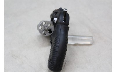 Taurus 605 Protector Poly ~ .357 Magnum ~ - Image 2 of 3