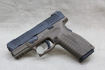 Springfield Armory XD-40 ~ .40 S&W ~ - Image 1 of 2