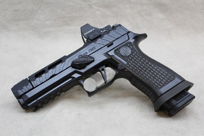 Sig Sauer P320 Custom Works ~ 9mm Luger ~ - Image 1 of 2