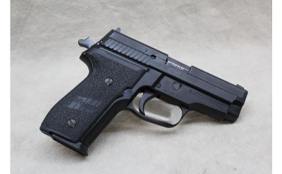 Sig Sauer P229 ~ .40 S&W ~ - Image 2 of 2