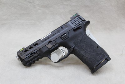 Smith & Wesson M&P9 Shield EZ ~ 9mm Luger ~ - Image 1 of 2