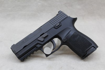 Sig Sauer P250 ~ 9mm Luger ~ - Image 1 of 2