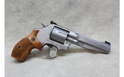 Smith & Wesson 686-6 ~ .357 Magnum ~ - Image 3 of 3